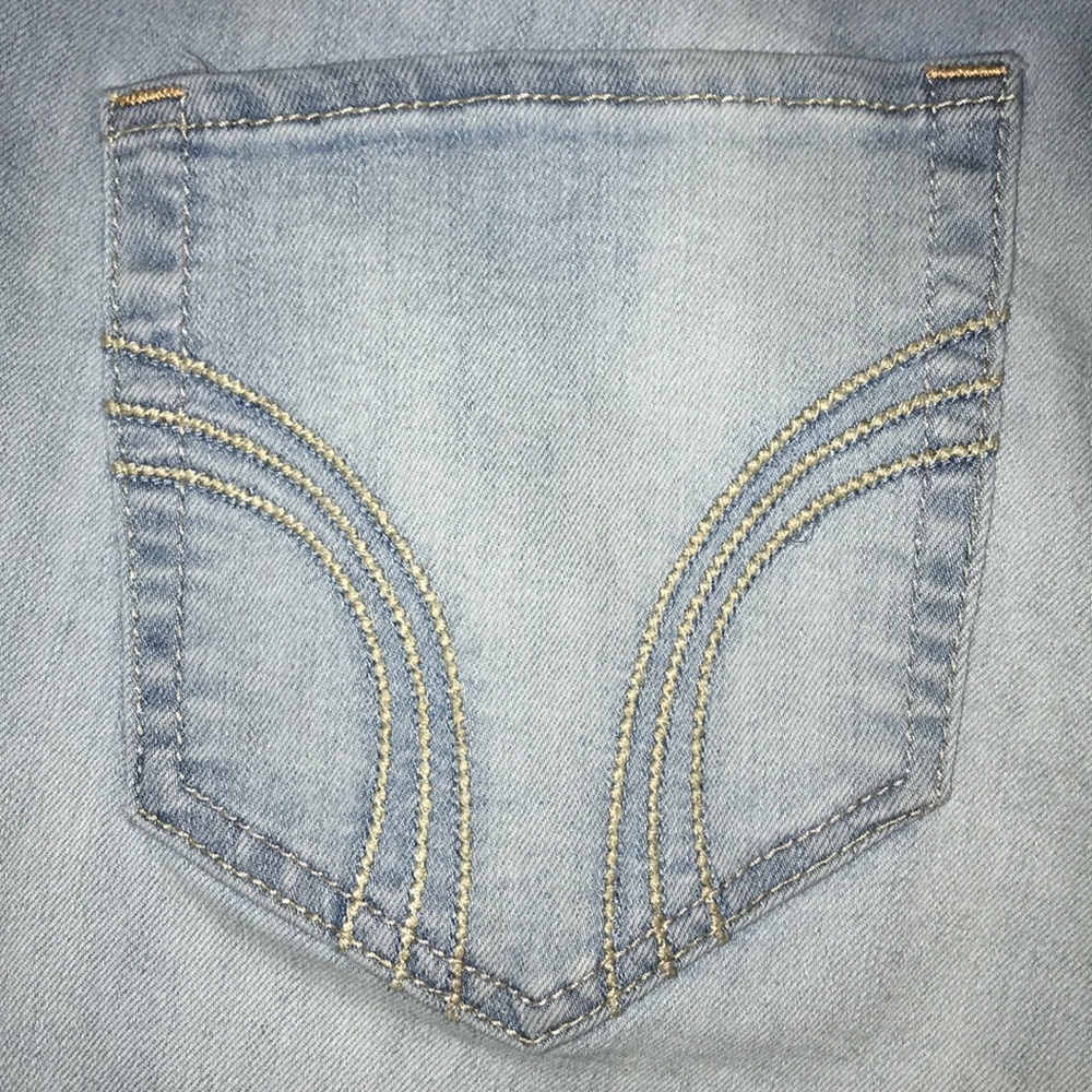 Hollister Jeans - Picture 7 of 8